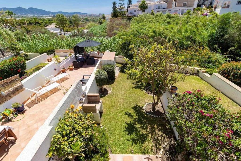 Tropicana Townhouse, 2 Bedroom Next To The Pool Nerja Εξωτερικό φωτογραφία